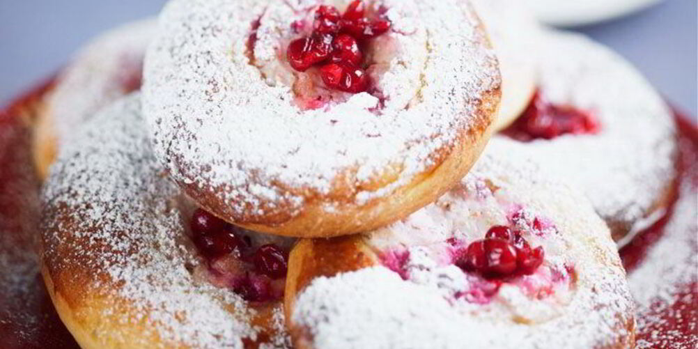 Рецепт карельских булочек с брусникой и ржаными хлопьями nordic