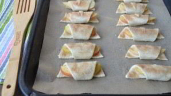 круассаны в стиле яблочный пирог