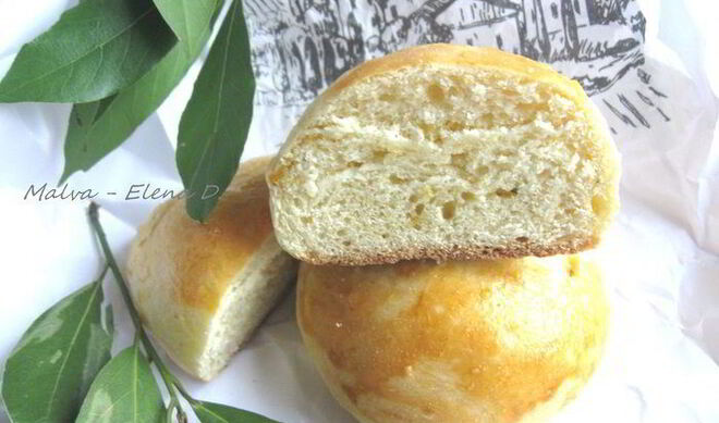 Нежные булочки с цедрой лимона и апельсина