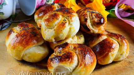 Сладкие булочки из дрожжевого теста