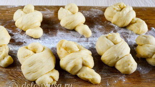 сладкие булочки из дрожжевого теста