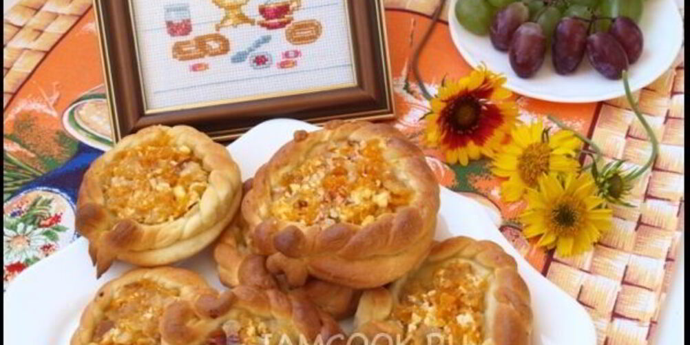 Рецепт ватрушек с творожной начинкой из тыквы и яблок