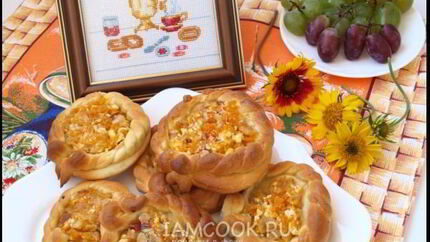Ватрушки с творожной начинкой из тыквы и яблок