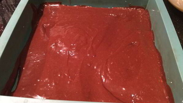 брауни-чизкейк с вишней