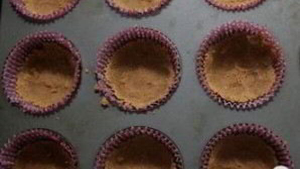 мини-чизкейки с клубникой