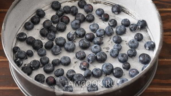 йогуртовый кекс с черникой