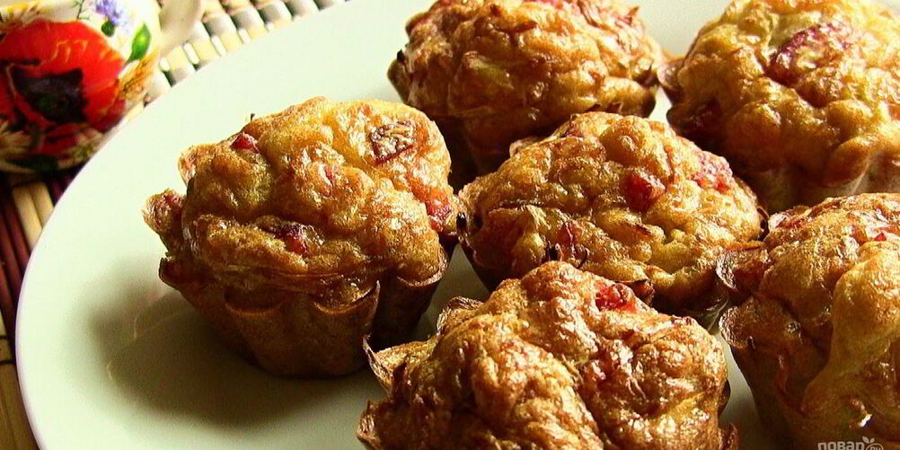 Рецепт кексов с капустой и колбасой