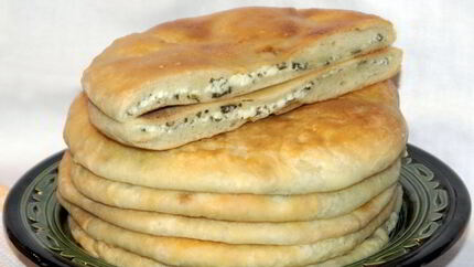 Хачапури из домашнего слоеного теста