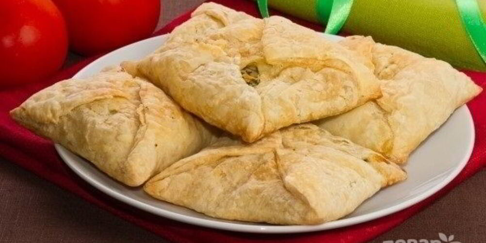 Рецепт хачапури из слоеного теста с сыром