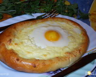 Хачапури по-аджарски