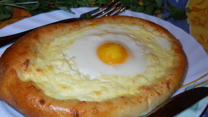 Хачапури по-аджарски