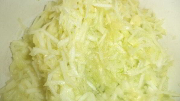 багет с кабачково-сырной начинкой