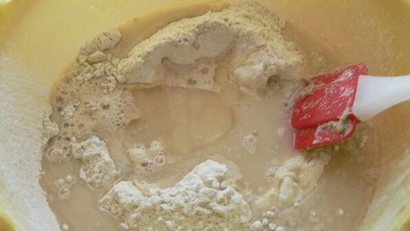 батон с льняными семенами на закваске