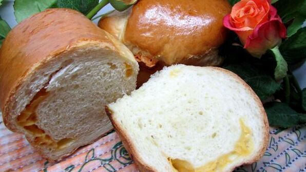 домашний хлеб с сыром