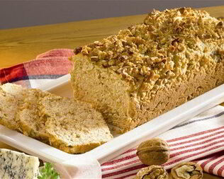 Хлеб из феты с грецкими орехами