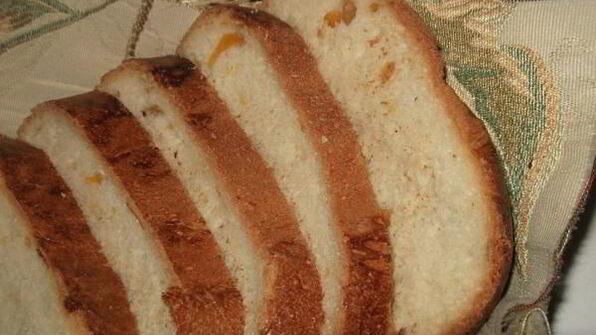 хлеб пшеничный с курагой