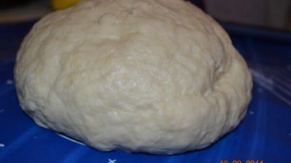 обезьяний хлеб с вяленой вишней