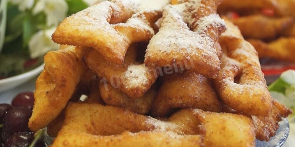 Рецепт хвороста на кефире с творогом