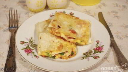 Лаваш с начинкой, жаренный на сковороде