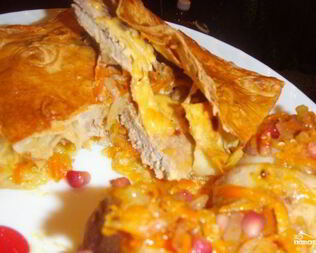 Мясо в лаваше в духовке