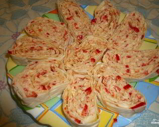 Рулет с лавашом