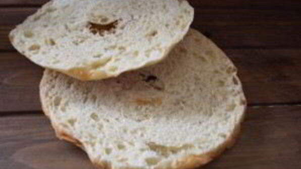 толстый лаваш с сыром и бужениной