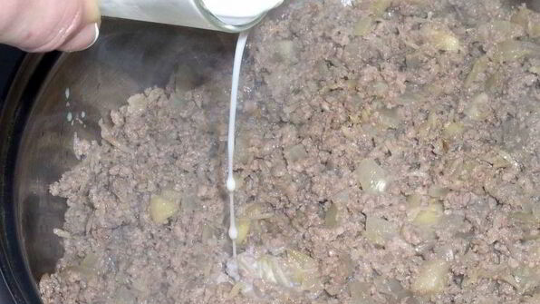 трубочки с мясной начинкой лавашони