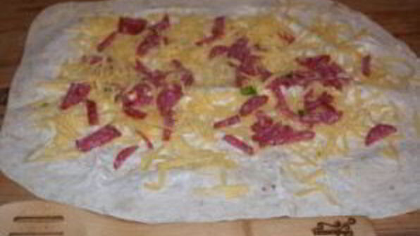 закуска из лаваша с корейской морковкой