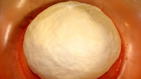 фокачча с ветчиной и вялеными помидорами италия