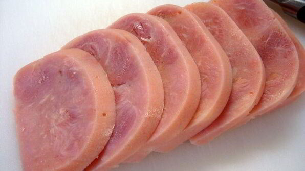 фокачча с ветчиной и вялеными помидорами италия