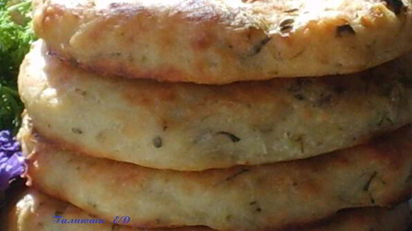 лепешки картофельно-творожные с тмином и травами