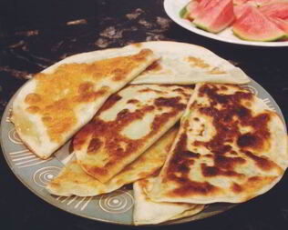 Лепешки с курицей и зеленью