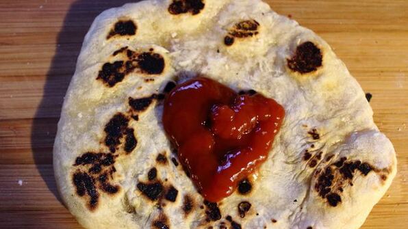 лепешки с луковой начинкой