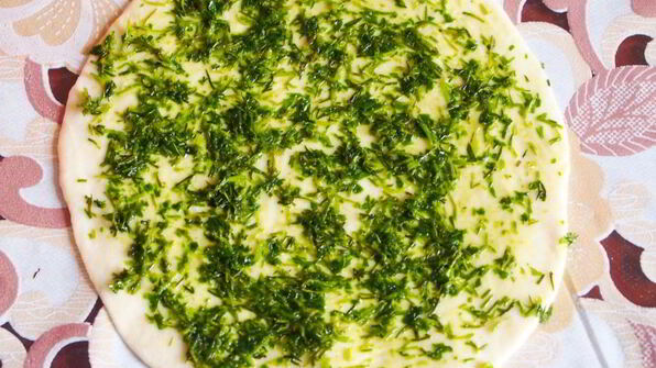 лепешки с зеленью