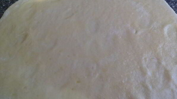 манаиш-лепешки с сыром и кунжутом, заатаром