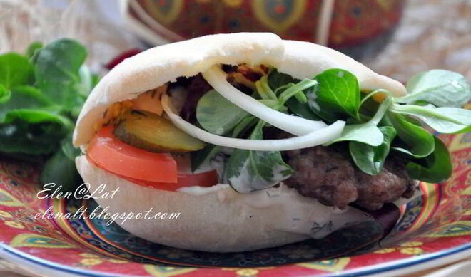 Пита с начинкой и без