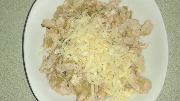 пита с начинкой из курицы и сыра