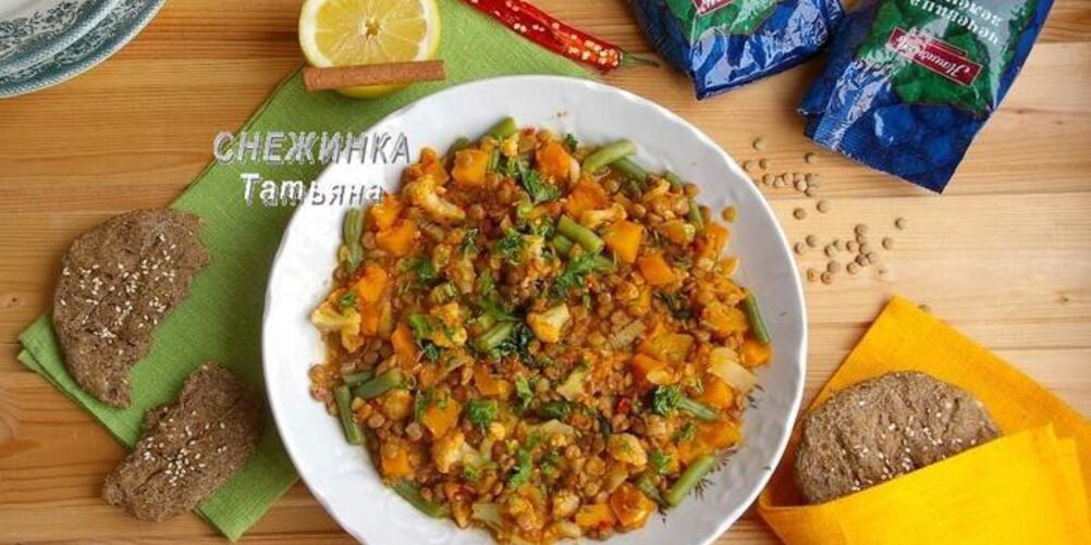 Рецепт постного карри из чечевицы с чечевичными лепешками