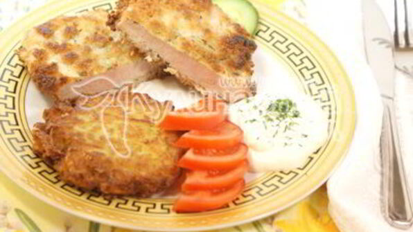 шницель с картофельной лепешкой