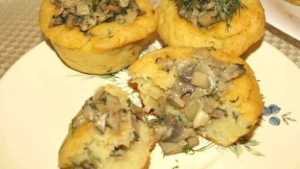 картофельные маффины с грибной начинкой
