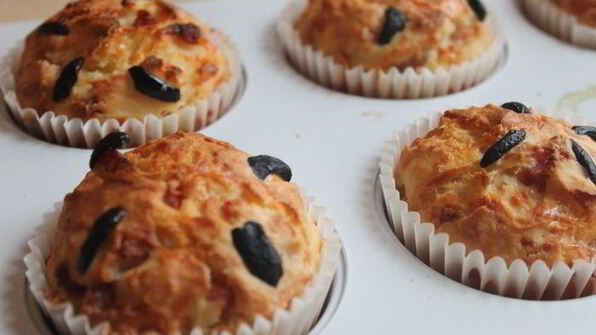 маффины с беконом