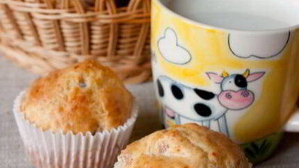 Маффины с копченой курицей и сыром