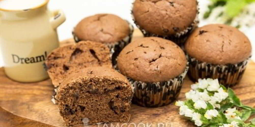 Рецепт шоколадных маффинов с шоколадными каплями