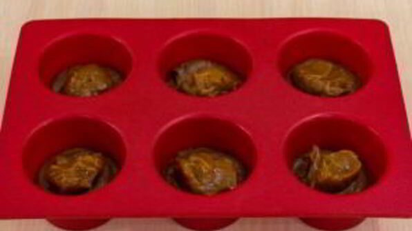 шоколадные маффины с вареной сгущенкой