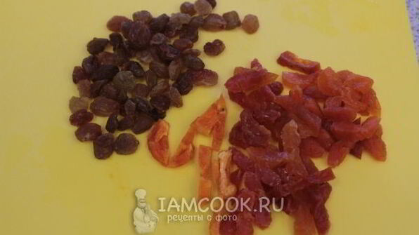 манник на кефире с изюмом