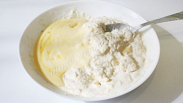 манник на кефире с мукой в мультиварке