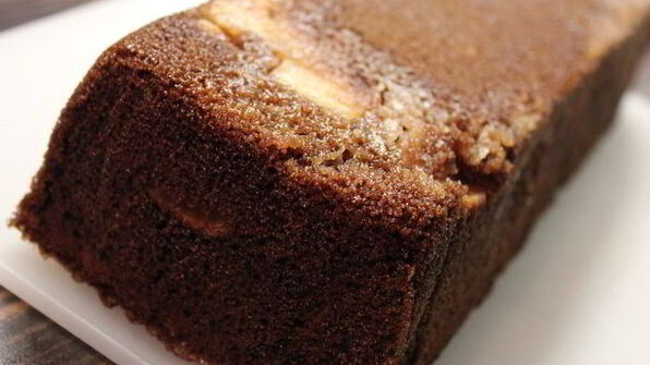 шоколадный манник с карамельными яблоками