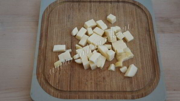 зеленые мини-манники с сыром в мультиварке