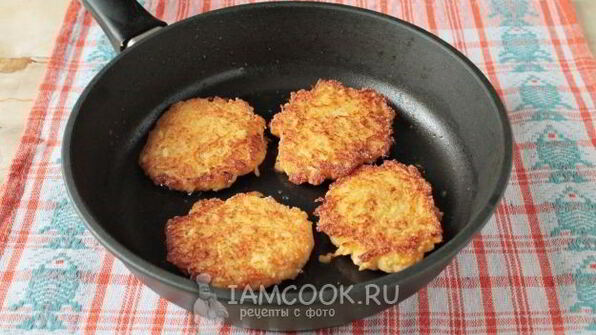 диетические оладьи из кабачков