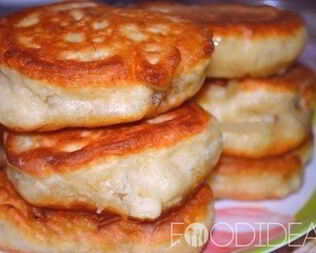 Дрожжевые оладьи на кефире